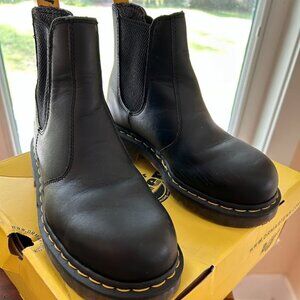 Dr Martens Fellside SD Boots - LIKE NEW